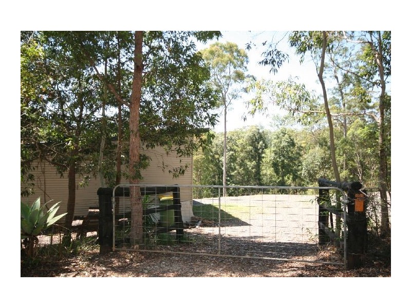 239 Coles Creek Road, Cooran QLD 4569