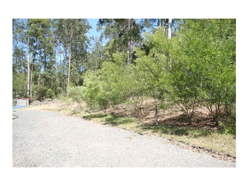 239 Coles Creek Road, Cooran QLD 4569