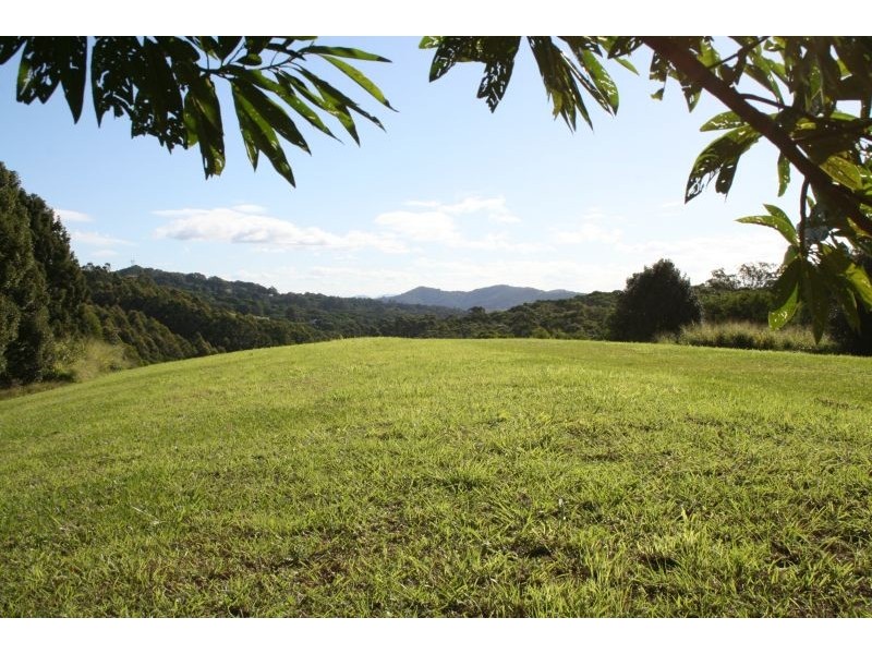 143 Black Mountain Range Rd, Cooroy QLD 4563