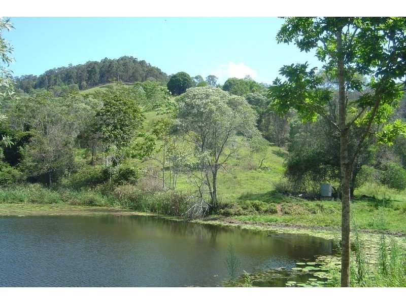 122 Andersons Rd, Pomona QLD 4568