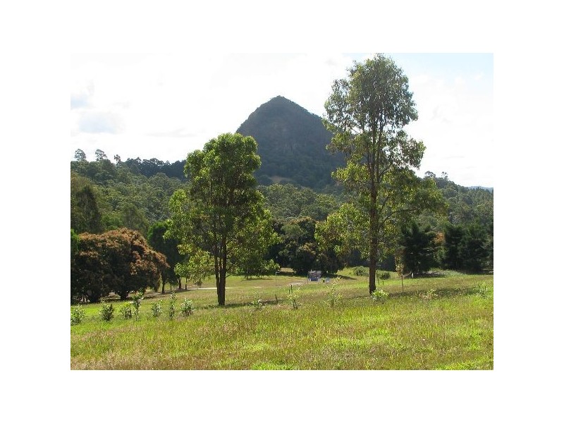 68 Coles Creek Road, Cooran QLD 4569