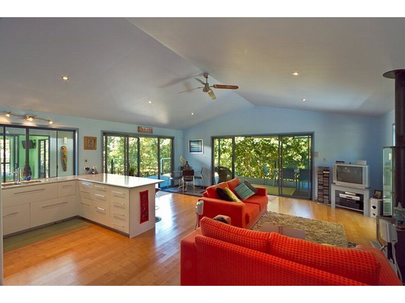 565 Coles Creek Rd, Cooran QLD 4569