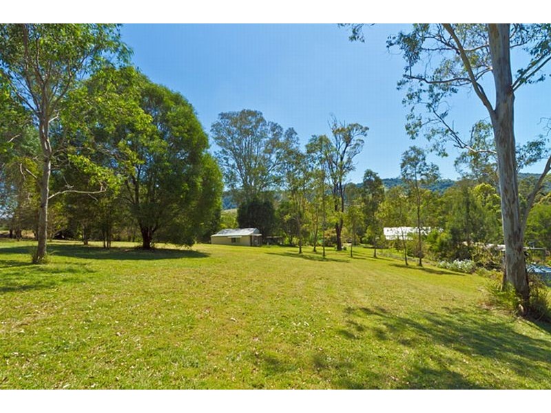 565 Coles Creek Rd, Cooran QLD 4569