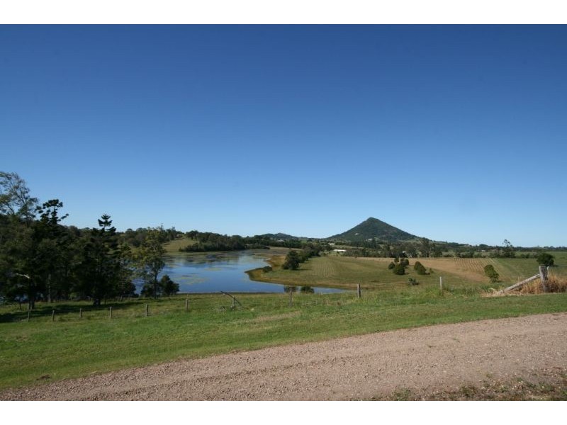 118 Hoy Road, Cooroy QLD 4563