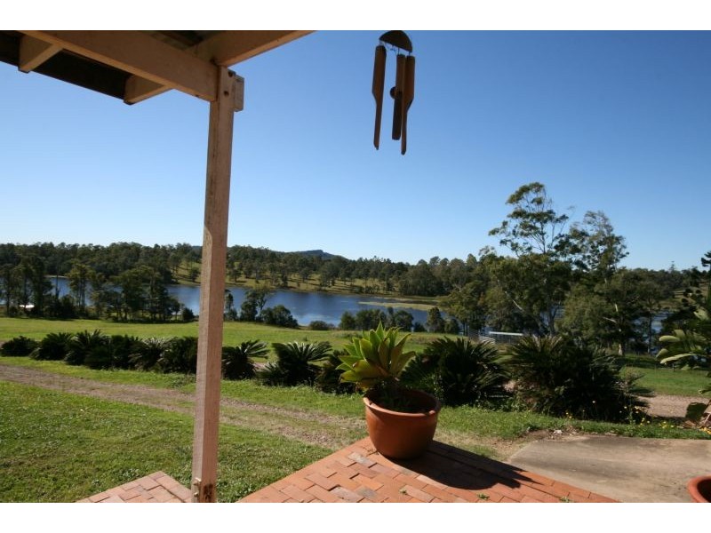 118 Hoy Road, Cooroy QLD 4563