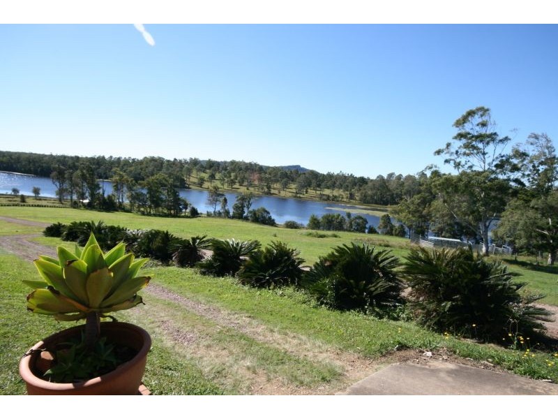 118 Hoy Road, Cooroy QLD 4563