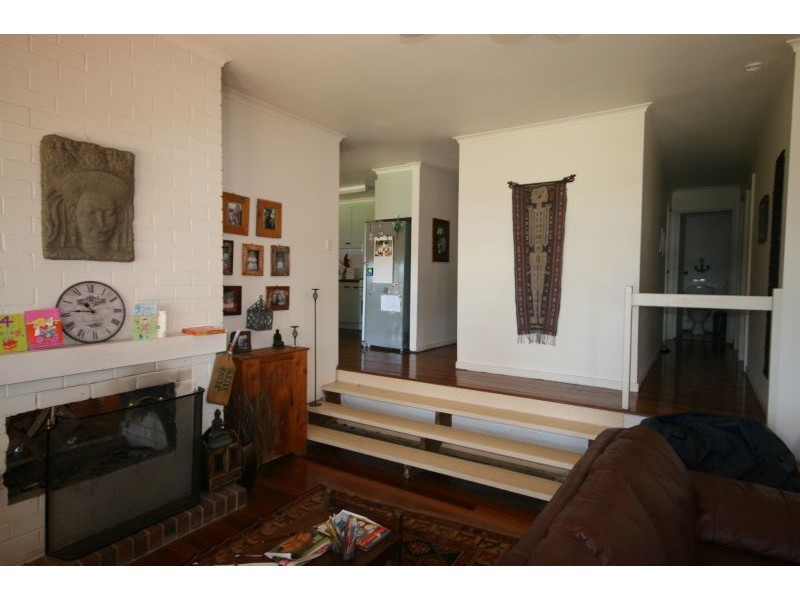 118 Hoy Road, Cooroy QLD 4563