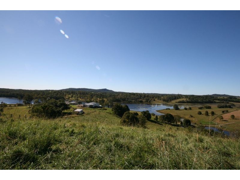 118 Hoy Road, Cooroy QLD 4563