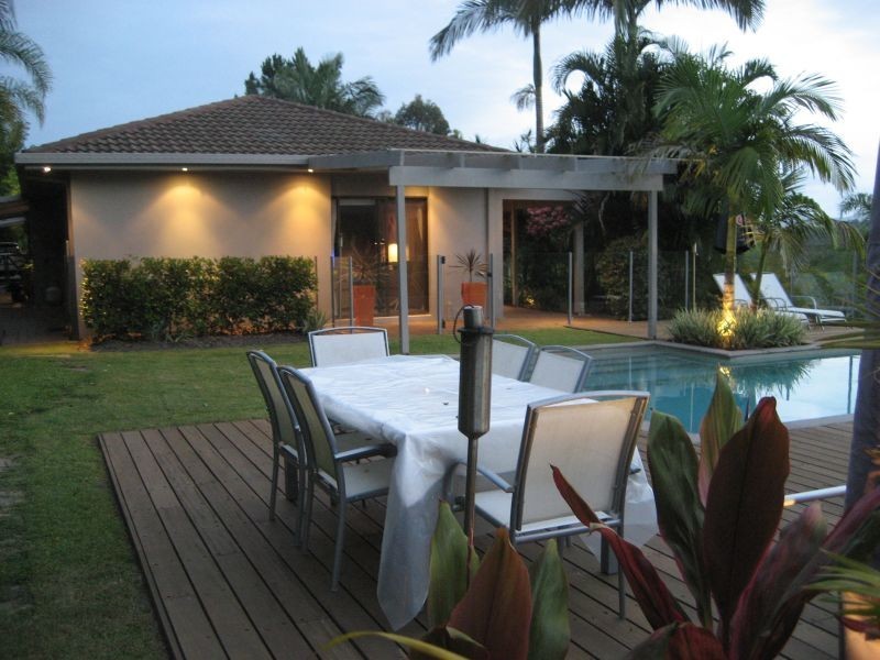 12 Pine Tree Drive West, Cooroy QLD 4563