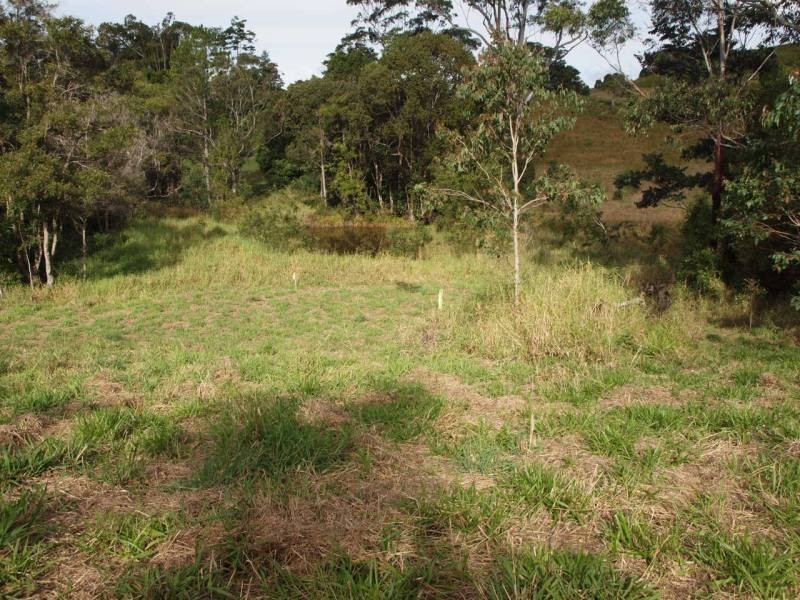 16 Palmer St, Kin Kin QLD 4571