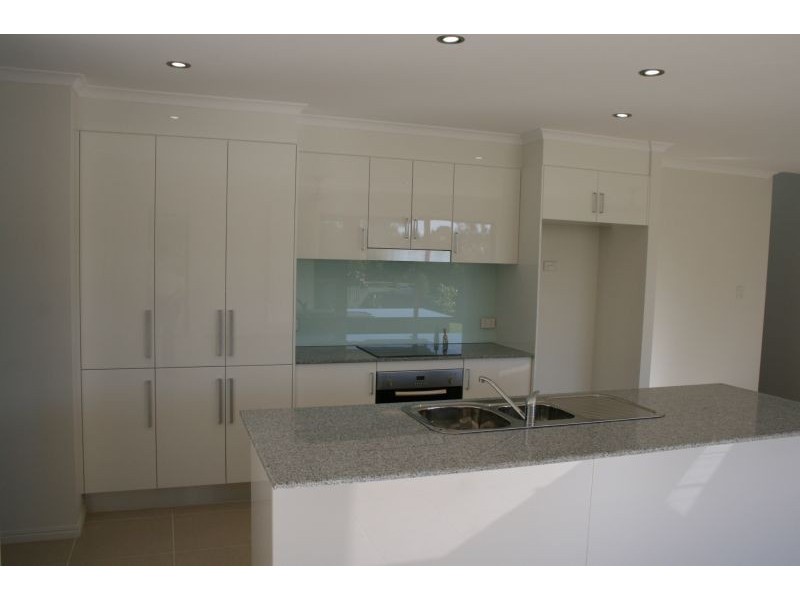 21 Tewantin Road, Cooroy QLD 4563