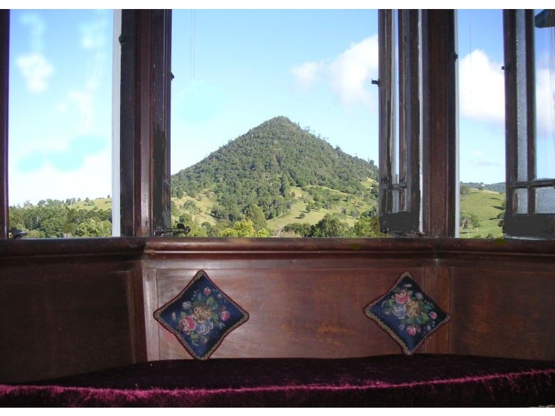 34 Sallwood Crt, Pomona QLD 4568