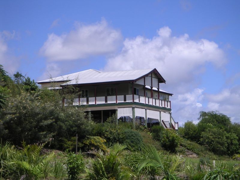 34 Sallwood Crt, Pomona QLD 4568