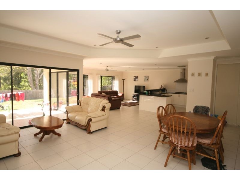 62 Elm Street, Cooroy QLD 4563