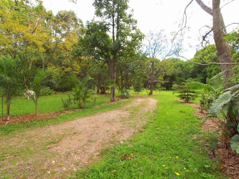 7 Western Branch Rd, Kin Kin QLD 4571