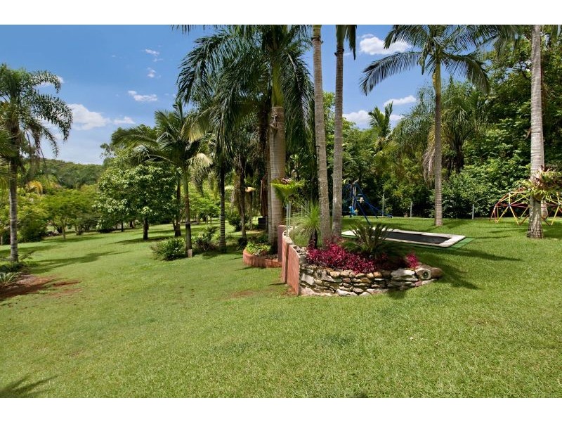 6 Golden Rain Lane, Eumundi QLD 4562