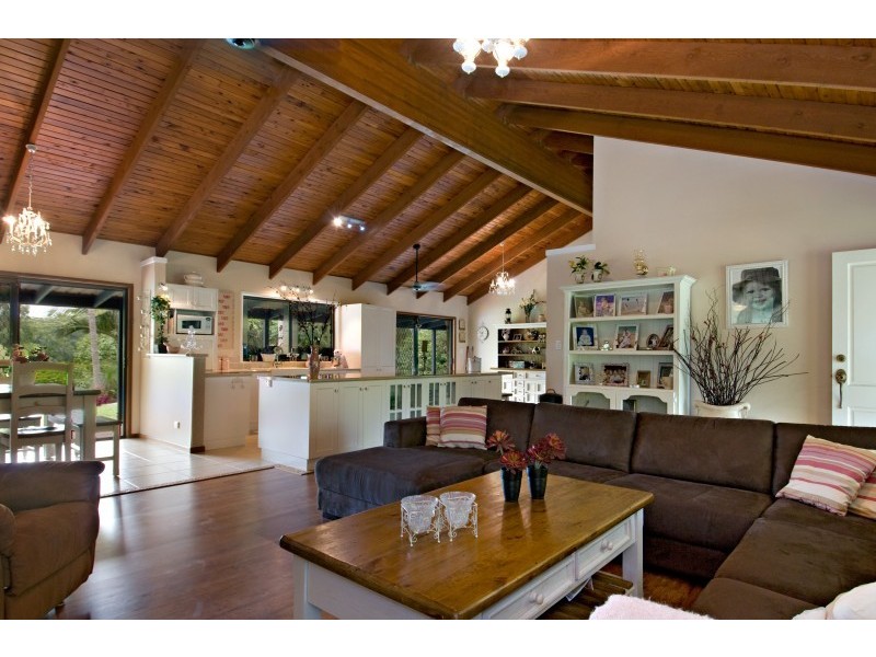 6 Golden Rain Lane, Eumundi QLD 4562