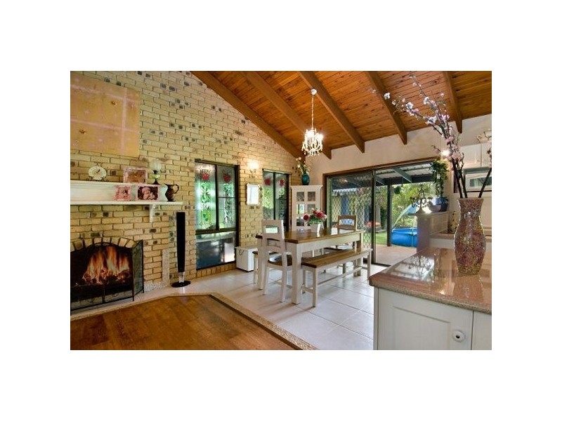 6 Golden Rain Lane, Eumundi QLD 4562