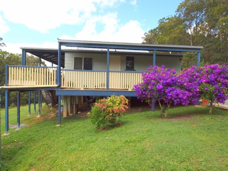 18 Mitchell Crt, Cooran QLD 4569