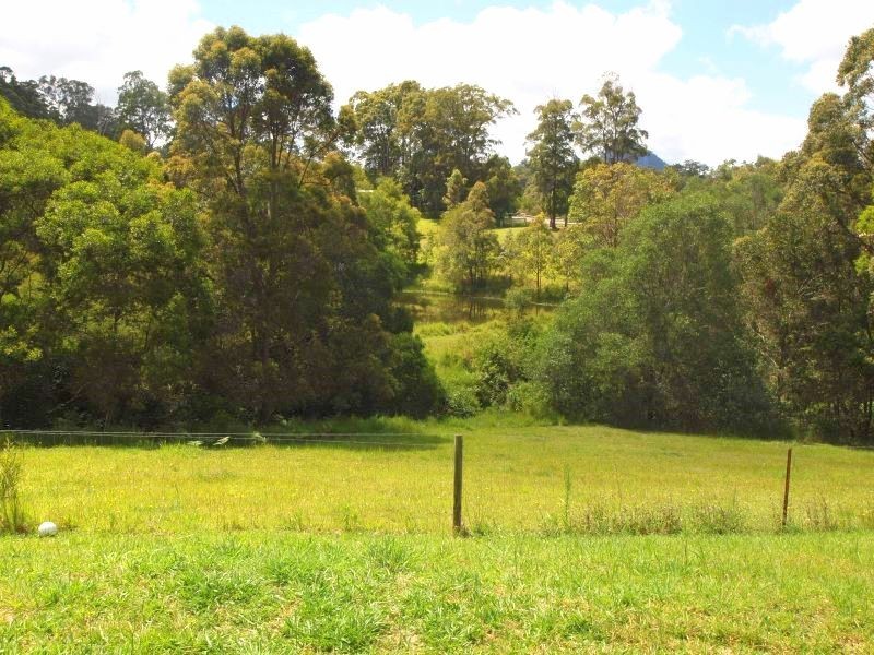 18 Mitchell Crt, Cooran QLD 4569