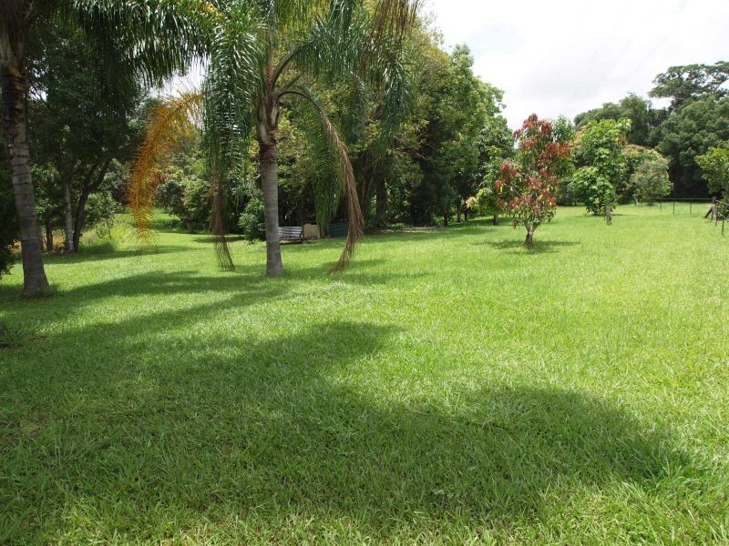 1096 Kin Kin Rd, Kin Kin QLD 4571