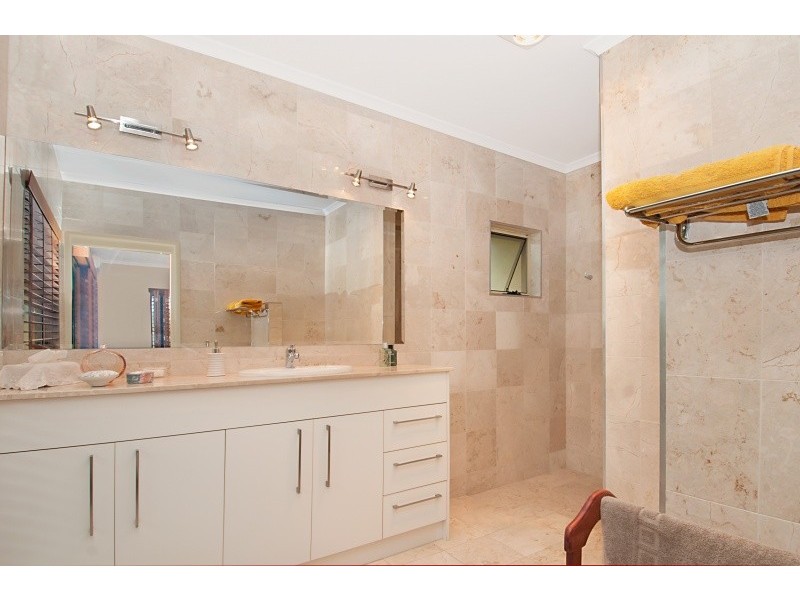 21 Sunrise Rd, Eumundi QLD 4562