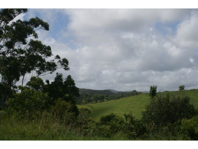 354 Lawnville Road, Cooroy QLD 4563