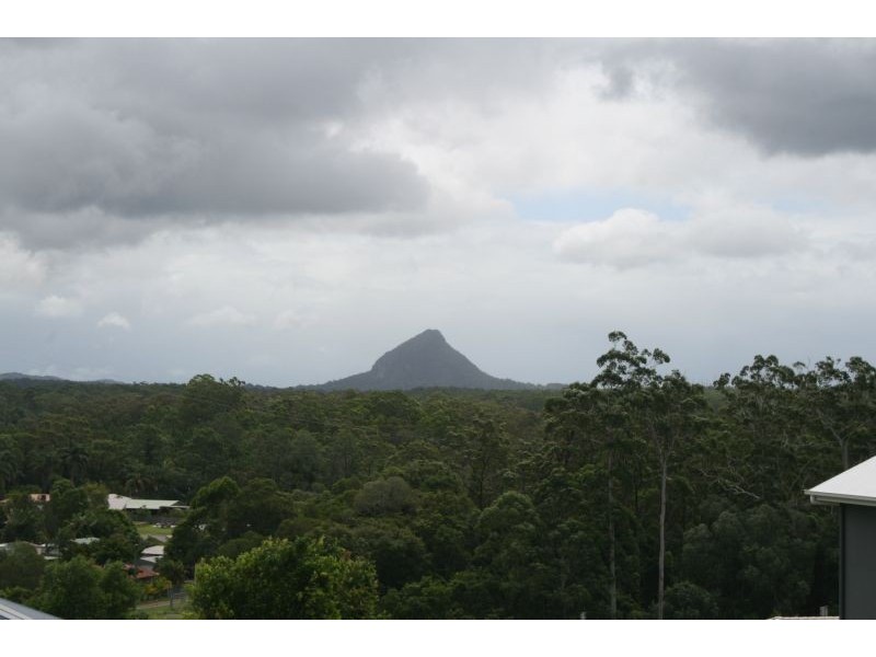 18 Kensington Drive, Cooroy QLD 4563