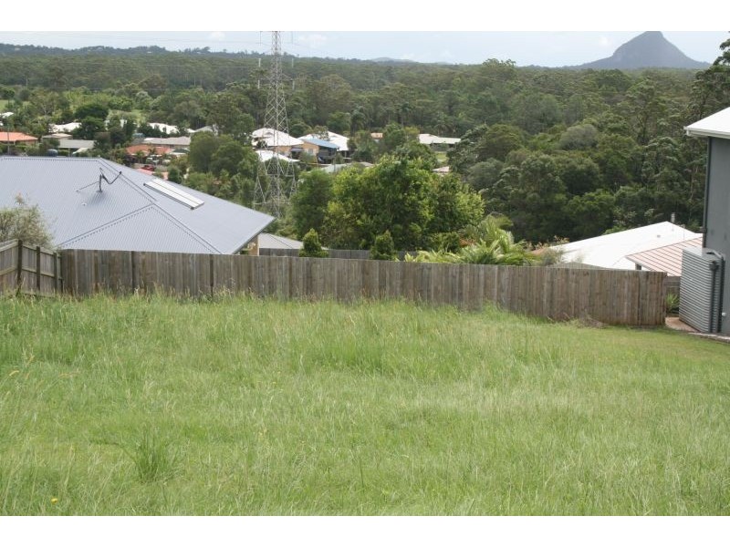 18 Kensington Drive, Cooroy QLD 4563