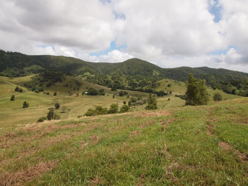 392 Sister Tree Creek Road, Kin Kin QLD 4571