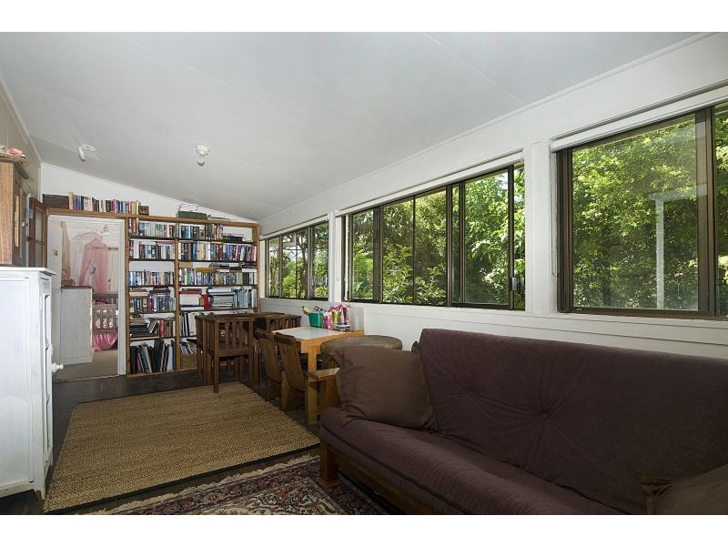 33 Church Street, Pomona QLD 4568