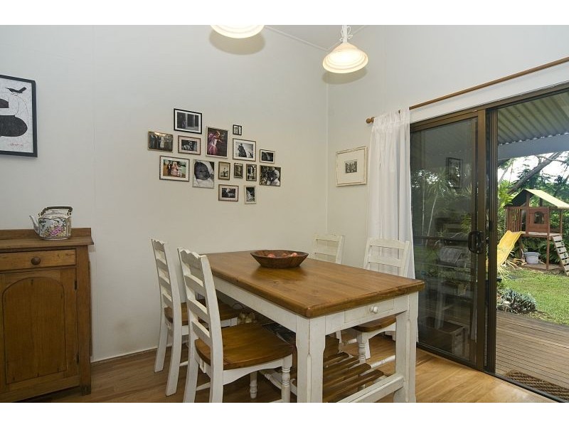 33 Church Street, Pomona QLD 4568