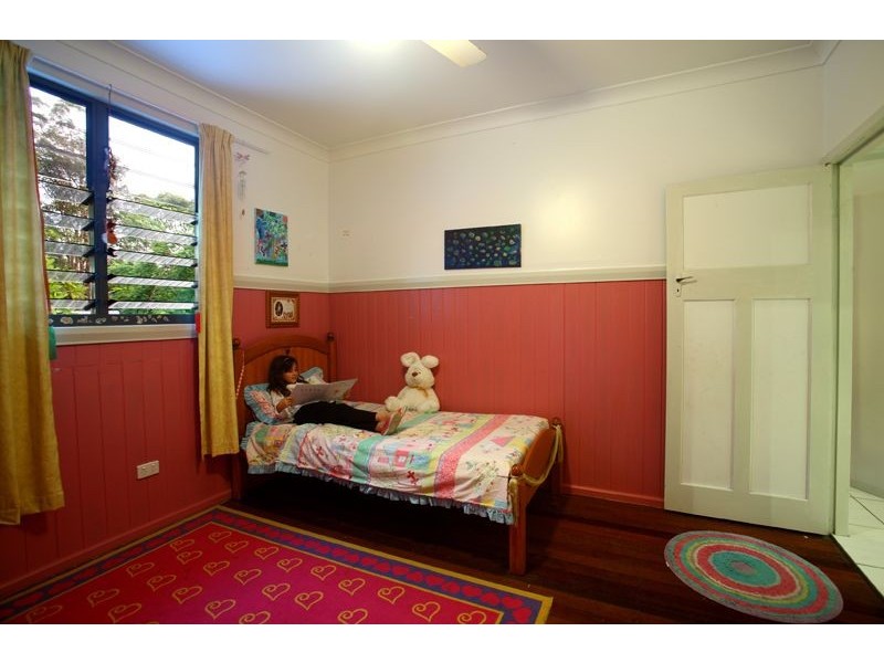 6 Albert St, Cooran QLD 4569