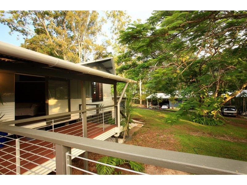 6 Albert St, Cooran QLD 4569