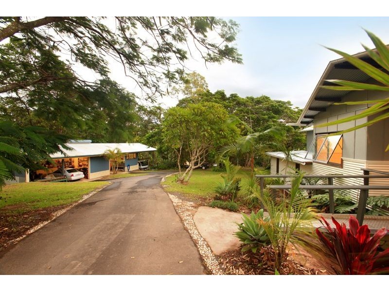 6 Albert St, Cooran QLD 4569