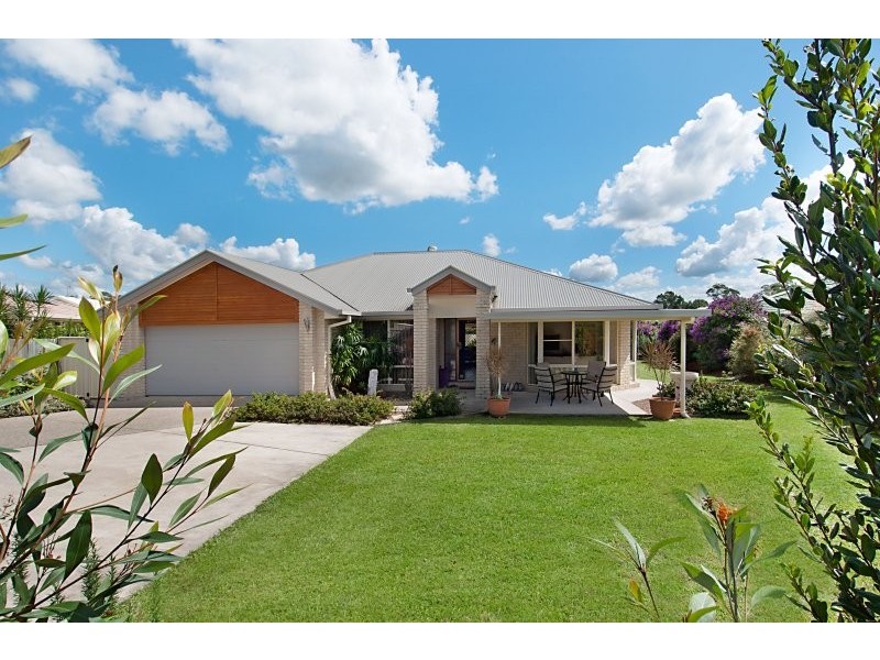 61 Oak Street, Cooroy QLD 4563