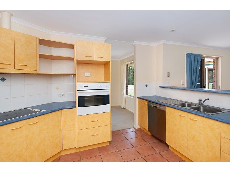 25 Highland Drive, Cooroy QLD 4563