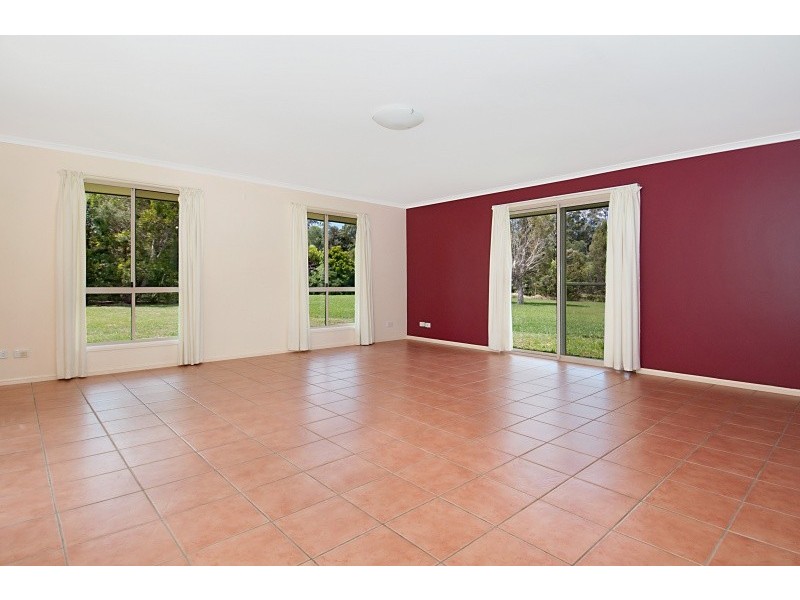 25 Highland Drive, Cooroy QLD 4563