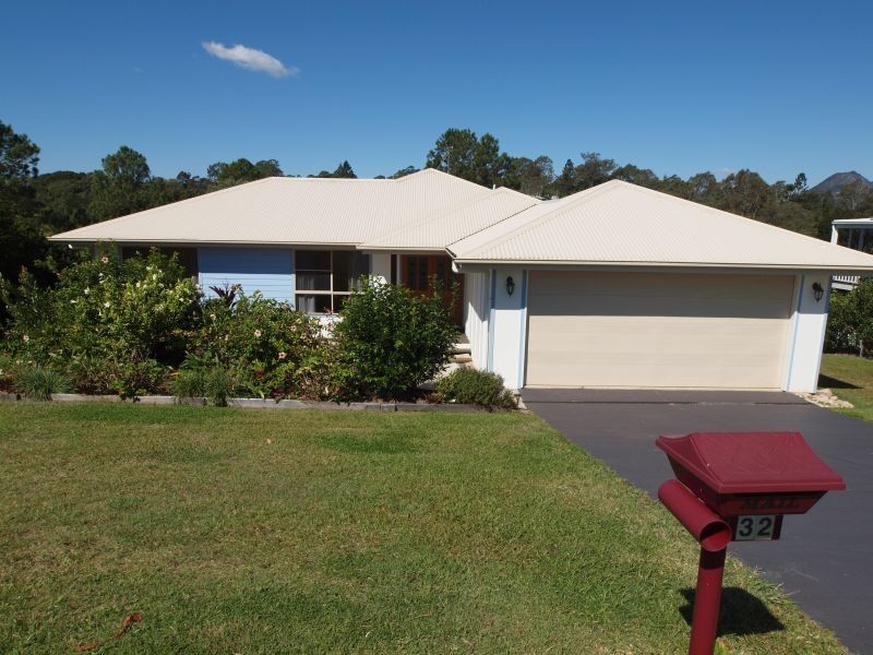 32 Tanderra Drive, Cooran QLD 4569
