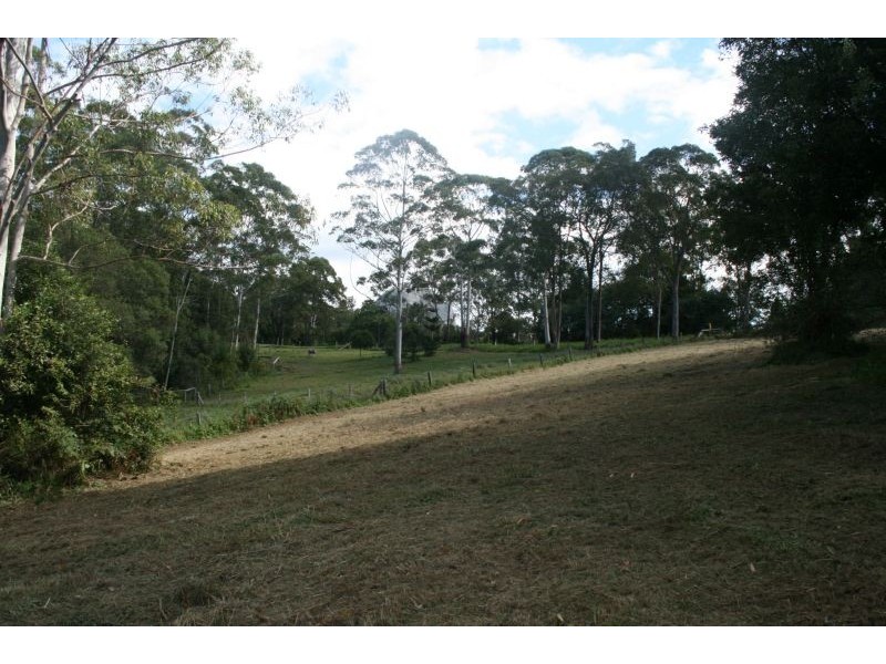 85 Summit Road, Pomona QLD 4568