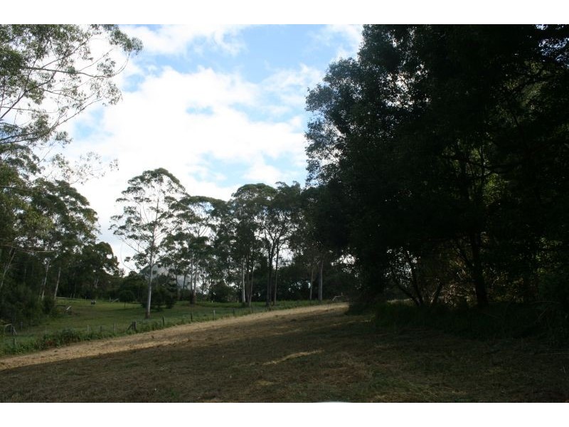 85 Summit Road, Pomona QLD 4568