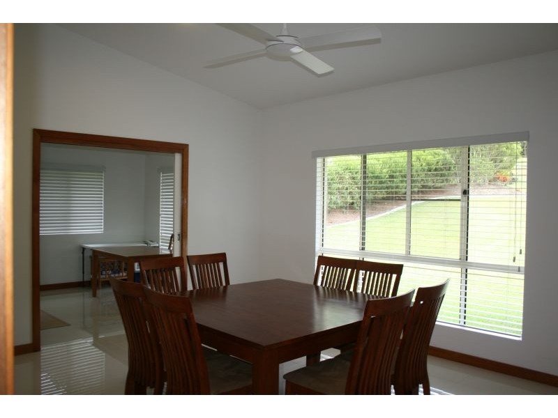 6 Wilkes Court, Tinbeerwah QLD 4563