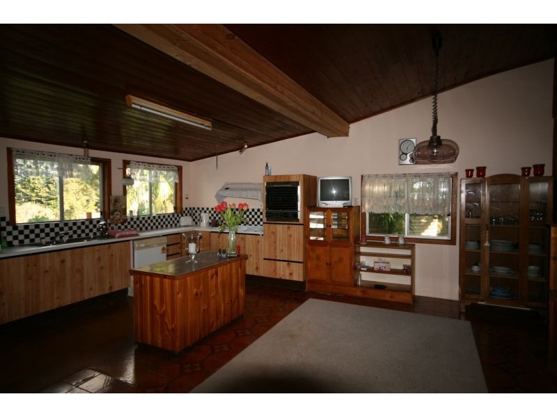 69 Maple Street, Cooroy QLD 4563