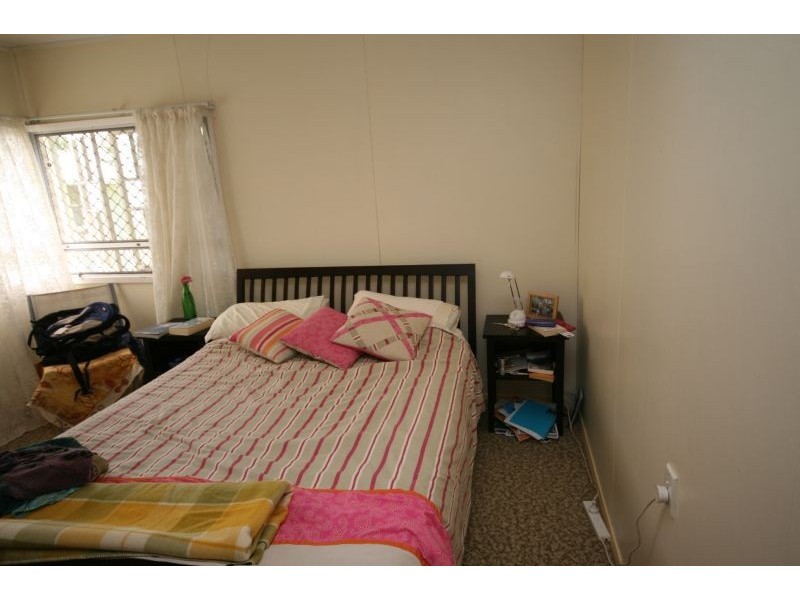 17 Pine Street, Pomona QLD 4568