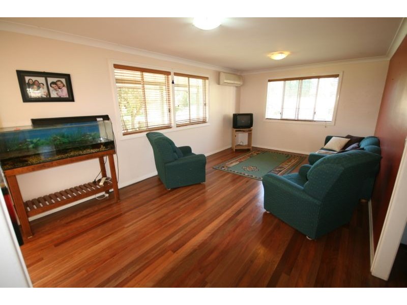 8 Topaz Street, Cooroy QLD 4563