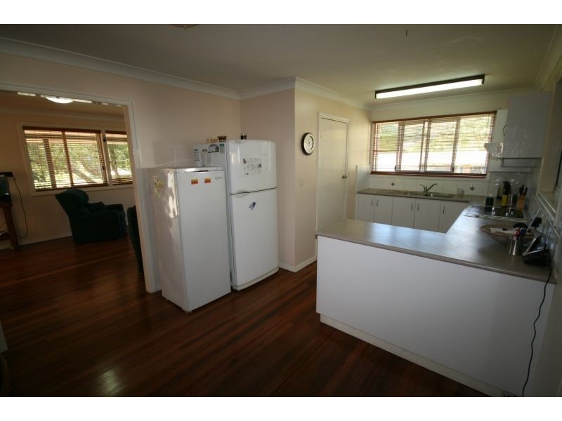 8 Topaz Street, Cooroy QLD 4563