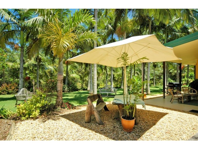 36 McIntyre Lane, Tinbeerwah QLD 4563