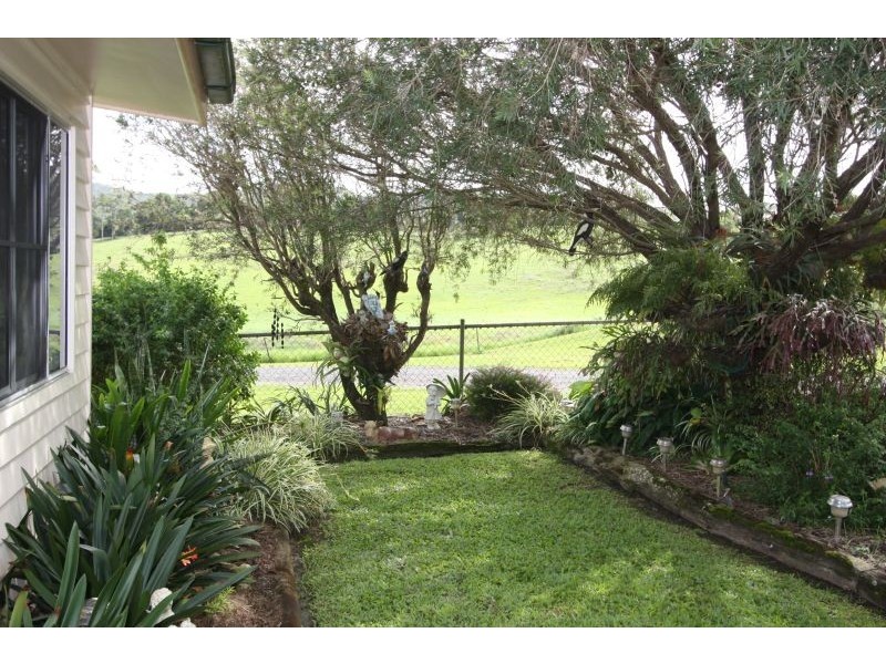 14 Sankeys Road, Pomona QLD 4568