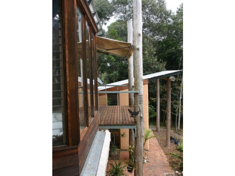 77 King Parrot Lane, Cooroy QLD 4563