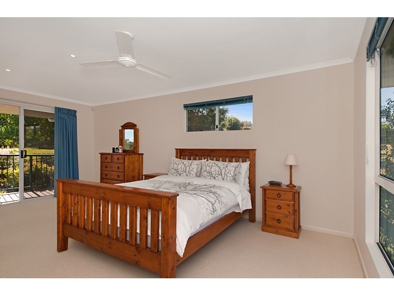 18 Lake Ridge Court, Cooroy QLD 4563